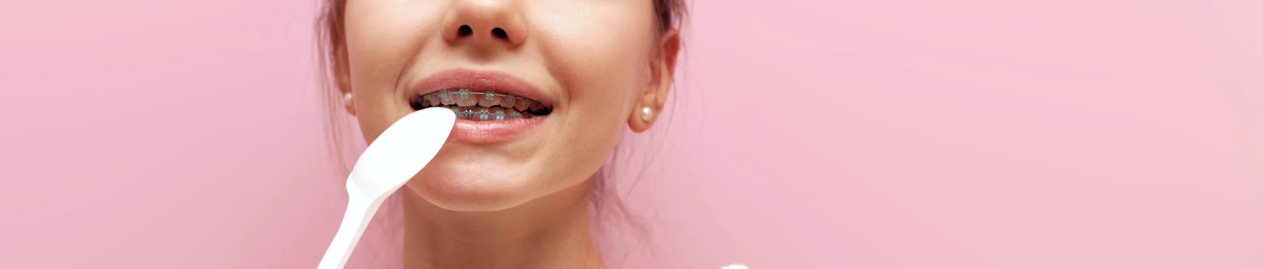 probleme articulaire machoire scaled Alimentation et appareil orthodontique, que faut-il faire ? Orthodontiste Altkirch | Dr Marie Saive & Dr Olivier Saive